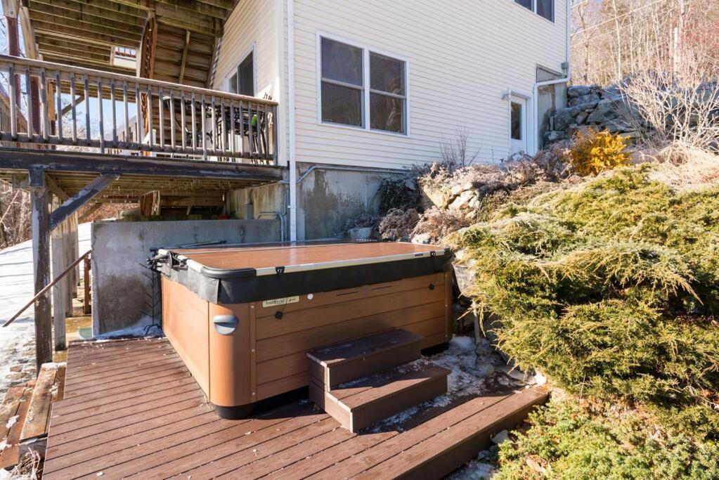 Fun & Fabulous Getaway Villa Gilford Exterior photo